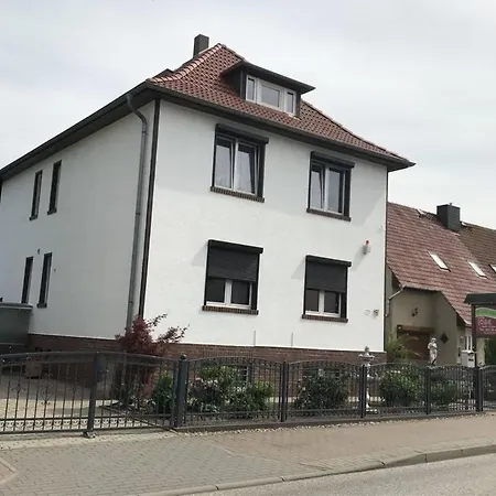 Ferienwohnung B: Das Souterrain - #127011 *